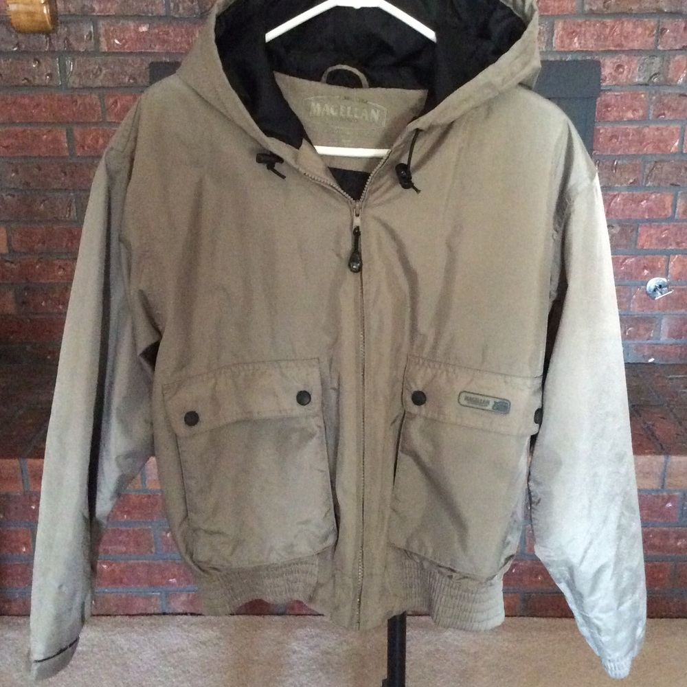 Magellan Hooded Jacket Medium Tan Water Repellent EUC